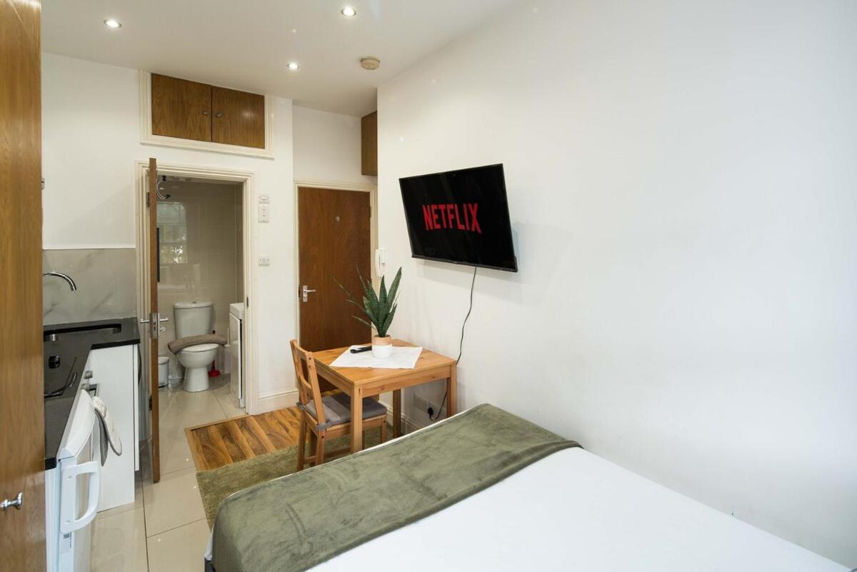 Apartment Charming Fully Equipped London